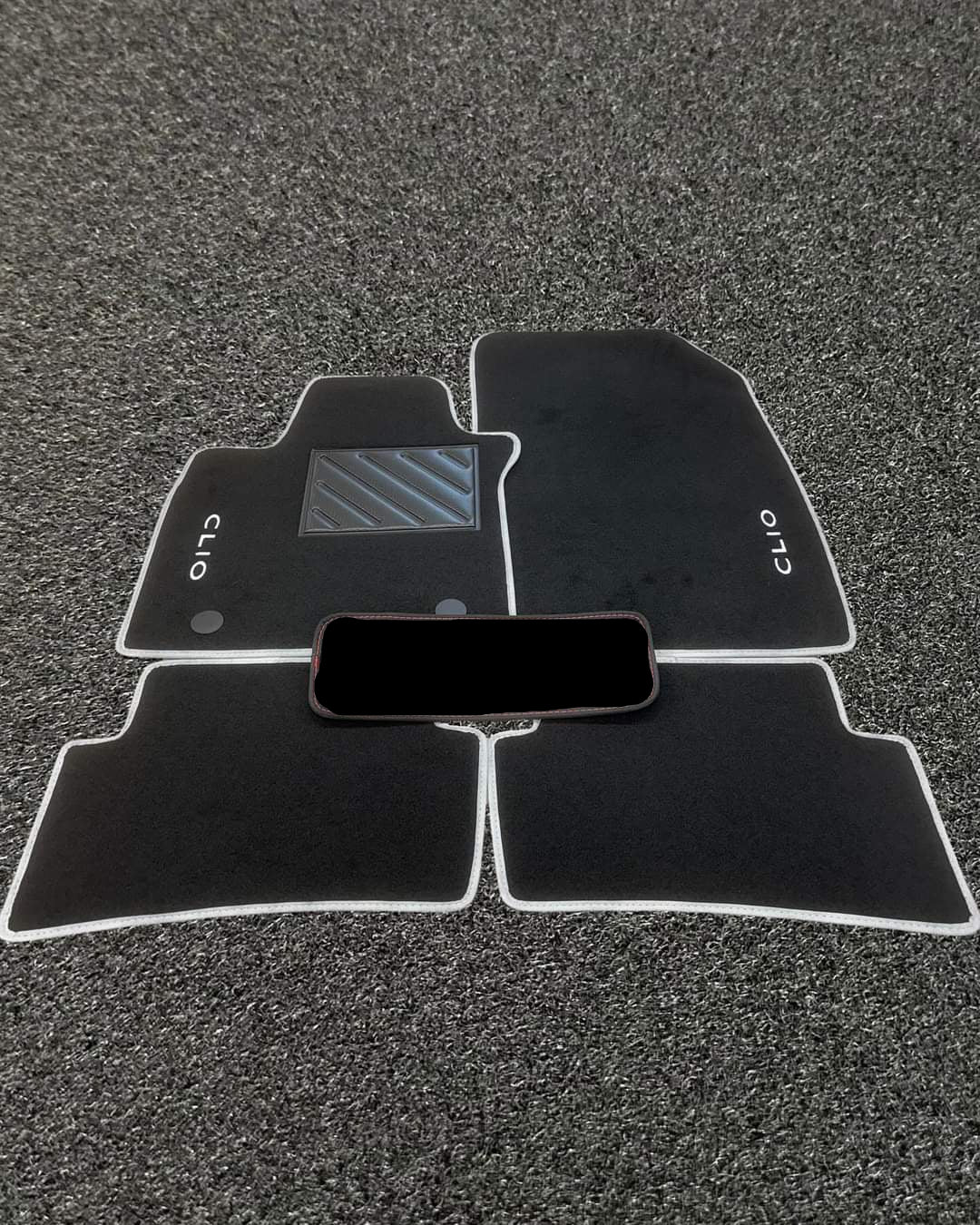 Tappetini logo mod.corse Renault clio 4 RS / Renault clio 4