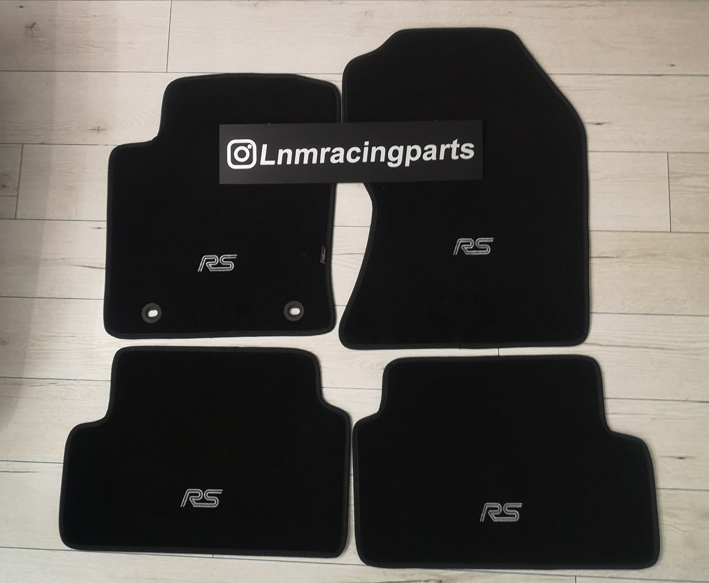 Tappetini Ford focus RS MK1 1998-2005 velluto premium nero logo RS bianco bordo nero
