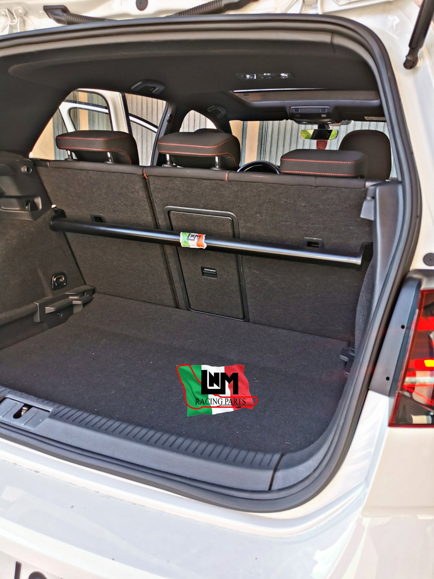 Barra irrigidimento baule duomi posteriore LNM Volkswagen Golf 7  7.5 8 8.5 GTI / TSI / TDI / R Leon MK3 (mantenendo i sedili post. montati)