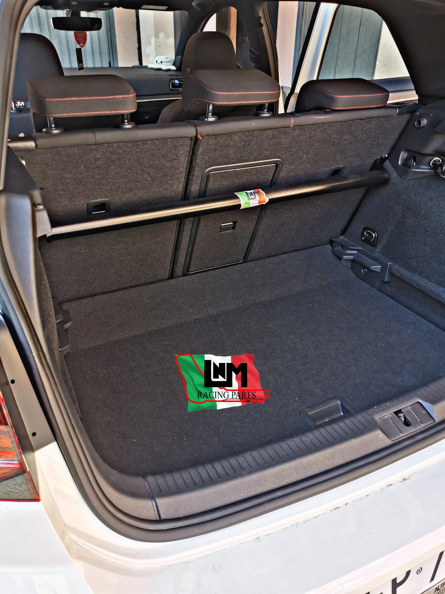 Barra irrigidimento baule duomi posteriore LNM Volkswagen Golf 7  7.5 8 8.5 GTI / TSI / TDI / R Leon MK3 (mantenendo i sedili post. montati)