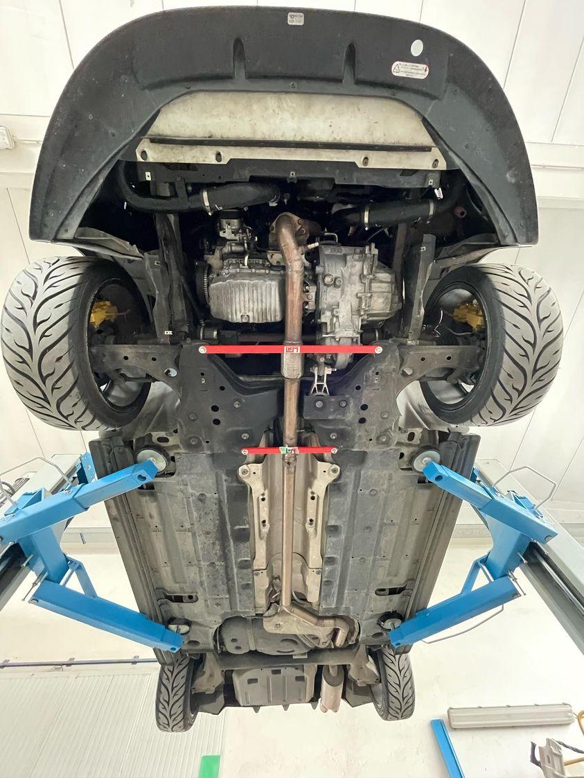 Barra irrigidimento e rinforzo sottoscocca culla ant Punto Abarth / punto evo abarth / Alfa Mito QV / Fiat Punto / Alfa Mito / Opel Corsa OPC mod.D / opel ADAM S