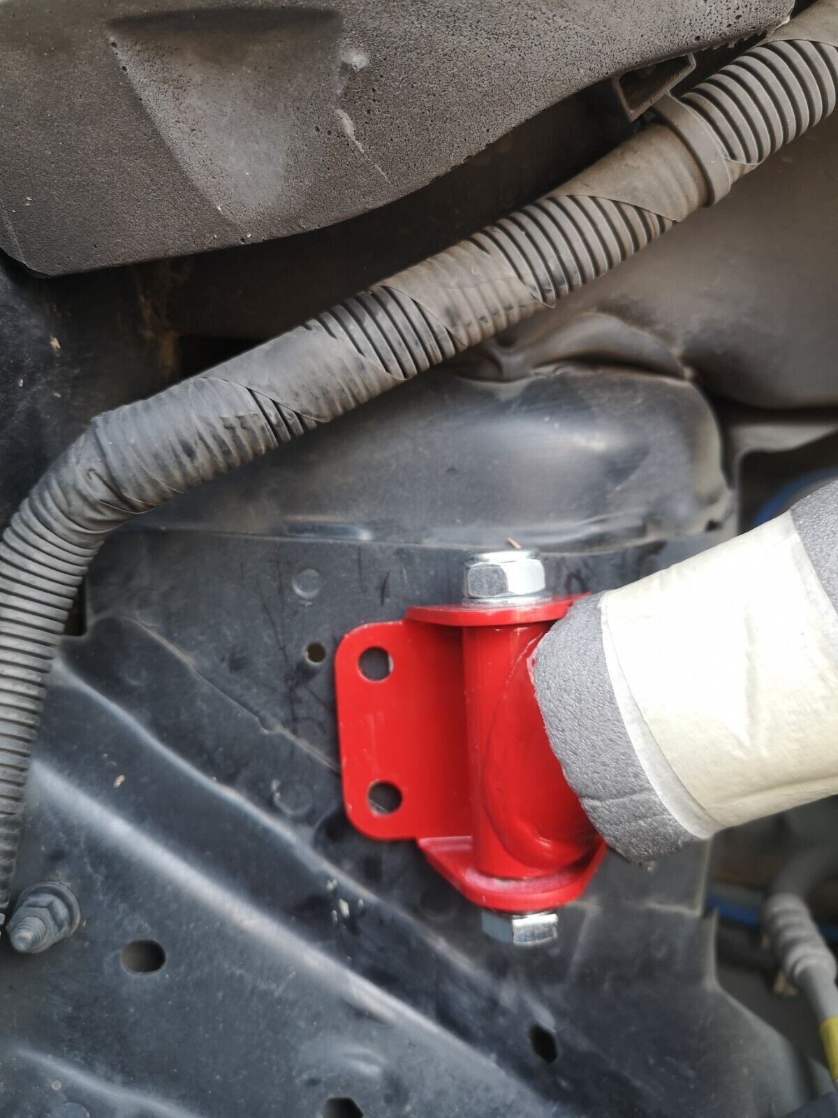 Barra Duomi anteriore Punto Evo abarth, punto abarth , Fiat Punto no diesel LNM