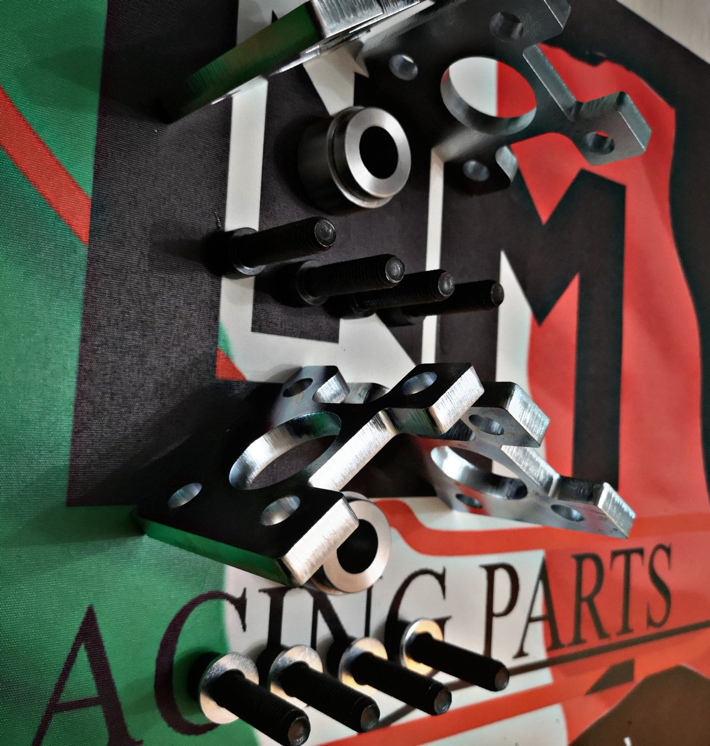 Distanziali da ponte mod.corsa posteriori  interni  punto abarth / punto evo abarth / fiat punto / Alfa mito / opel corsa d / opel adam s Bulloneria rinforzata inclusa LNM