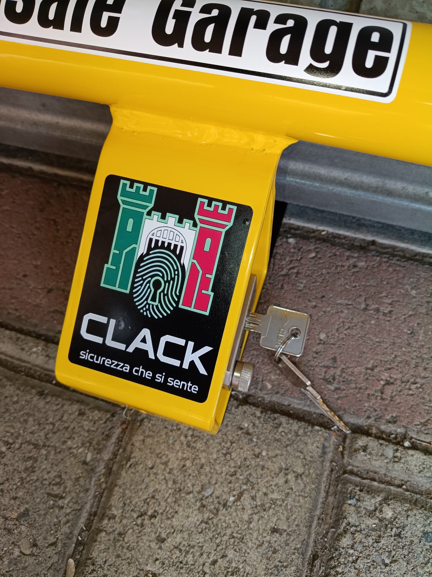 SAFE GARAGE difensore blocca porta garage e auto antifurto Made in Italy con lucchetto Serratura CISA antitaglio Clack sicurezza By LNM